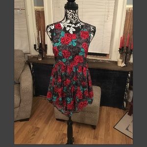 Rose patterned romper